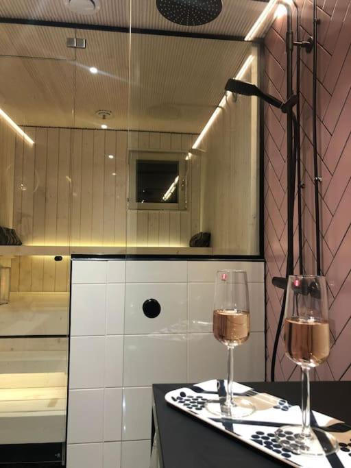 Snowcrystal Home With Jacuzzi And Sauna โรวานิเอมิ ภายนอก รูปภาพ